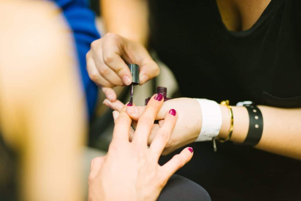 How to get more nail salon clients
